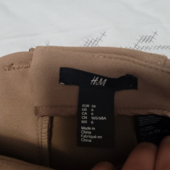 H&M Mini Skirt - Picture 4 of 5